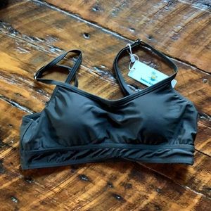 Beachsissi bikini top.